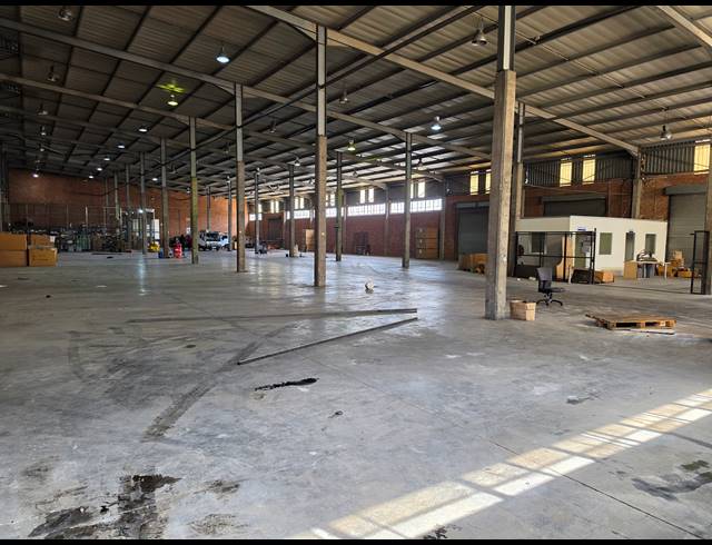 2,100M² FACTORY TO LET IN KYA SANDS